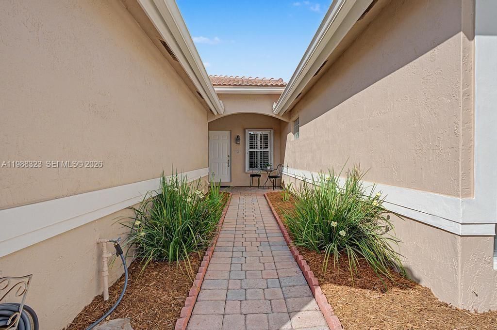 Real estate property located at 677 129th Way, Broward, Pembroke Falls Phase 3, Pembroke Pines, FL