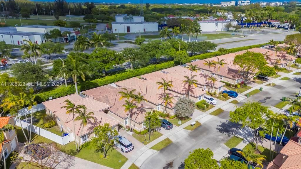 Real estate property located at 677 129th Way, Broward, Pembroke Falls Phase 3, Pembroke Pines, FL