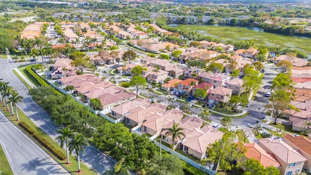 Real estate property located at 677 129th Way, Broward, Pembroke Falls Phase 3, Pembroke Pines, FL