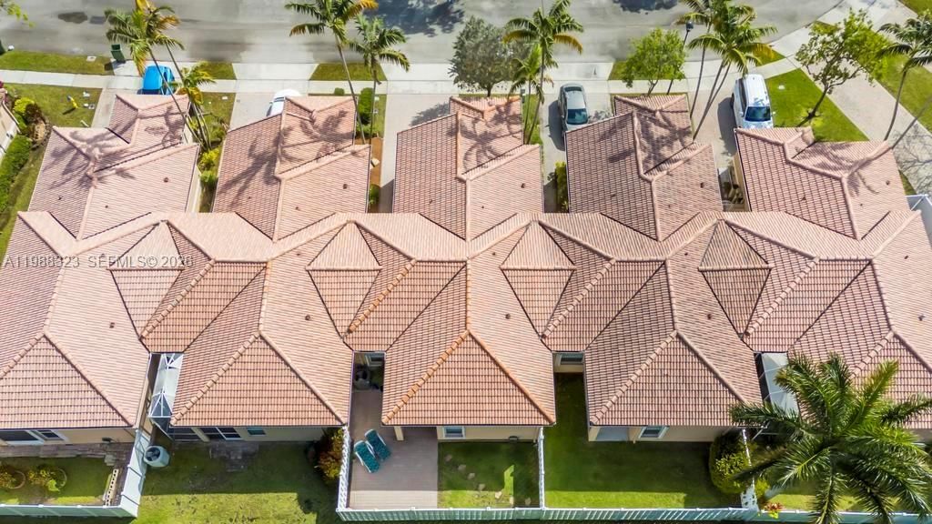 Real estate property located at 677 129th Way, Broward, Pembroke Falls Phase 3, Pembroke Pines, FL