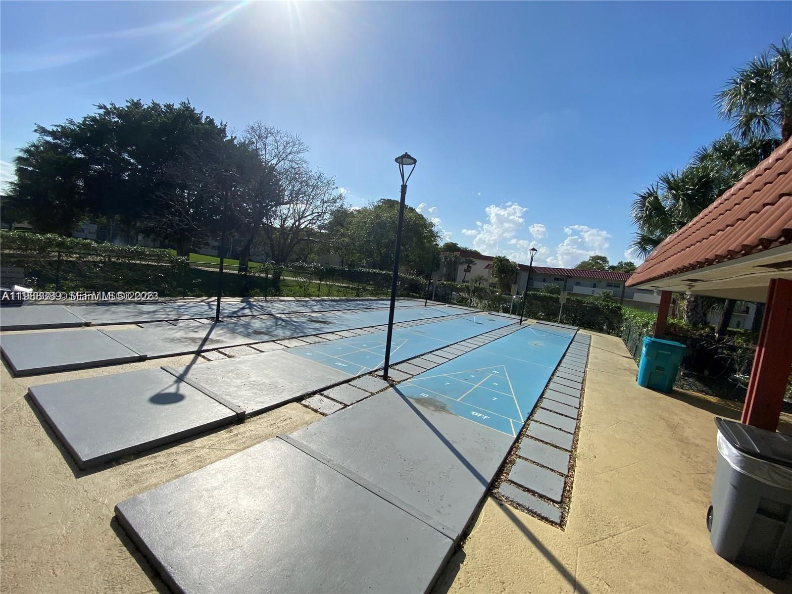 Real estate property located at 671 Hollybrook Dr #104, Broward, Hollybrook Golf&tennis, Pembroke Pines, FL