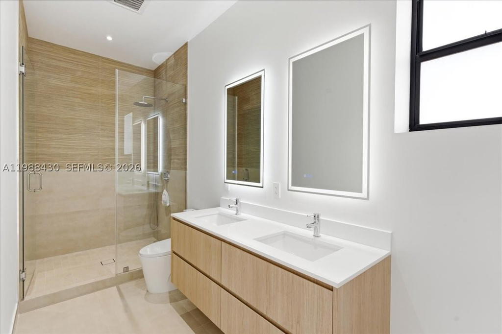 Real estate property located at 2925 36th Ave, Miami-dade, Overbrook Pk, Miami, FL