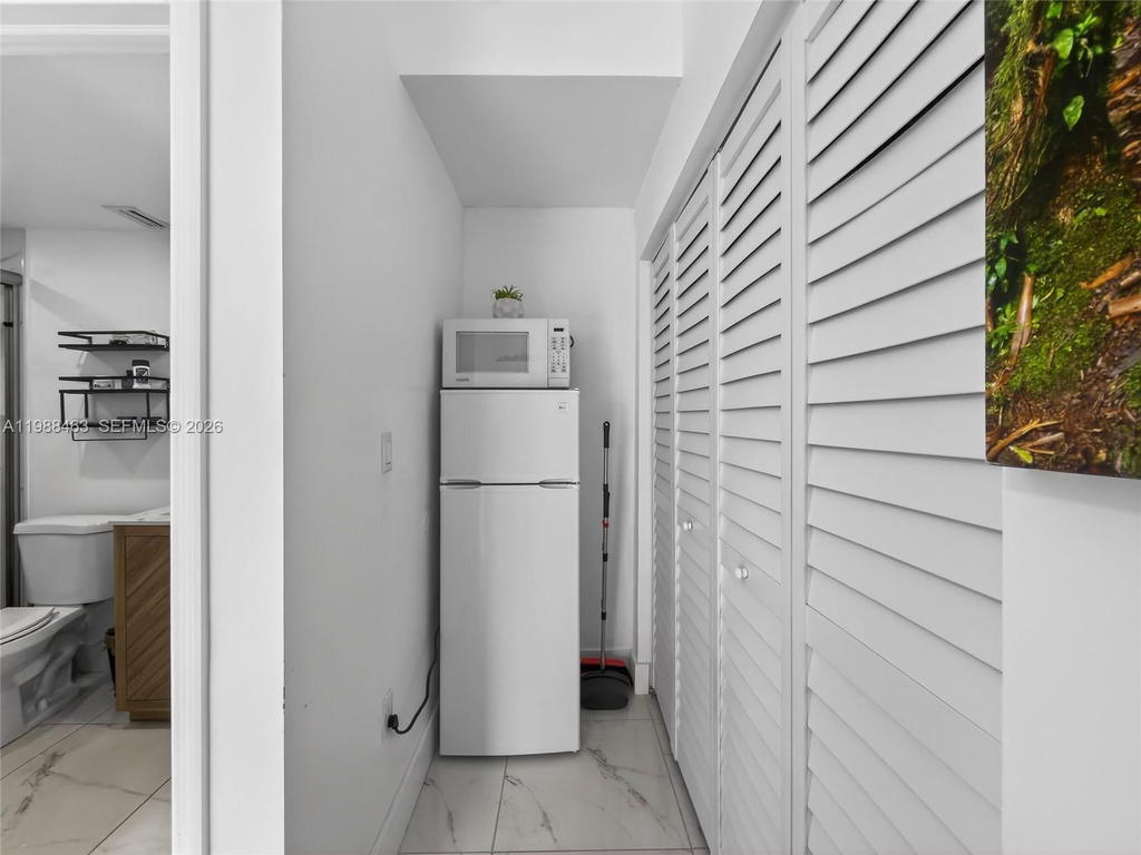 Real estate property located at 19800 5th Ave, Miami-dade, Sierra Mirada, Miami Gardens, FL