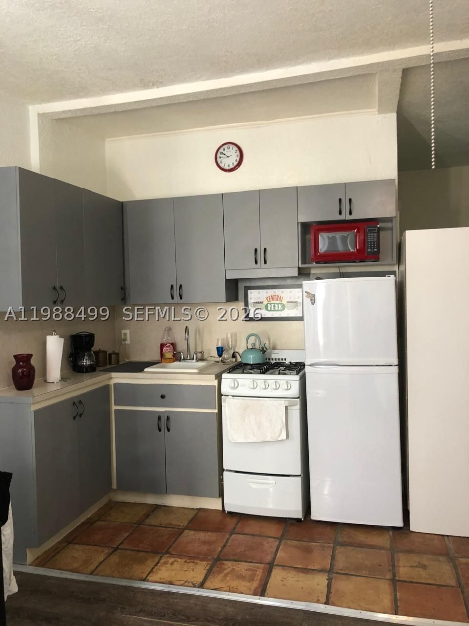 Real estate property located at 3710 Collins Ave N-310, Miami-dade, Ocean Villas Condo, Miami Beach, FL
