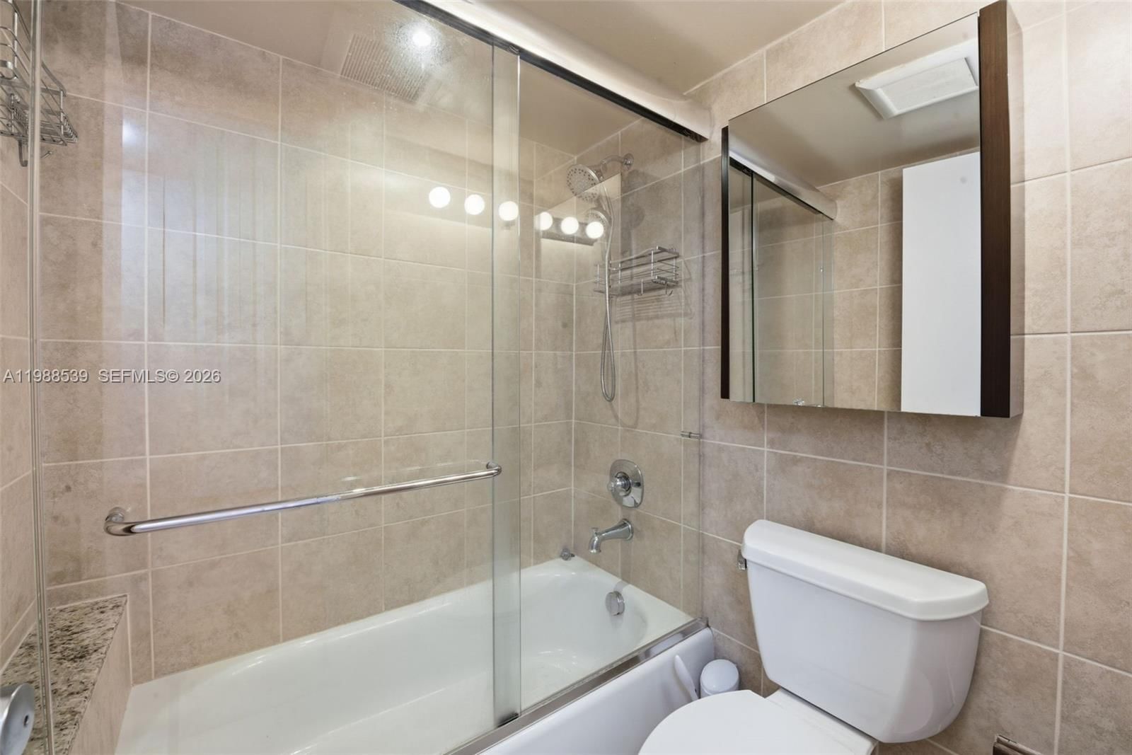 Real estate property located at 20225 34th Ct #2218, Miami-dade, Delvista Towers Condo, Aventura, FL
