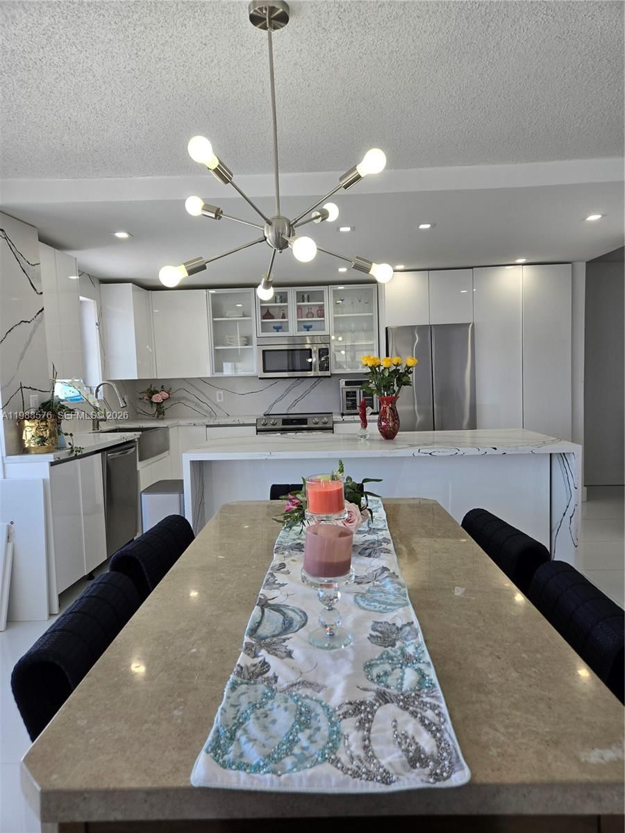 Real estate property located at 2750 183rd St #2205 T, Miami-dade, Commodore Plaza Condo, Aventura, FL