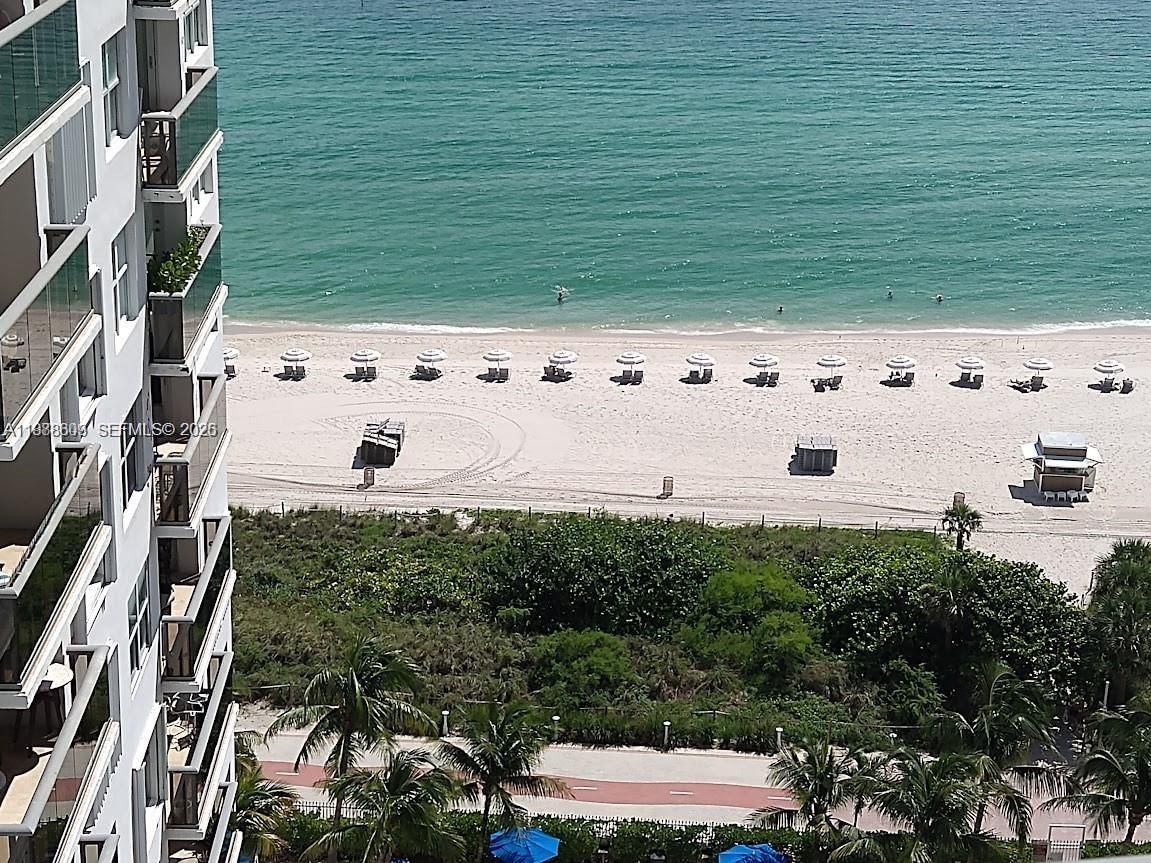 Real estate property located at 6039 Collins Ave #1710, Miami-dade, Maison Grande Condo, Miami Beach, FL