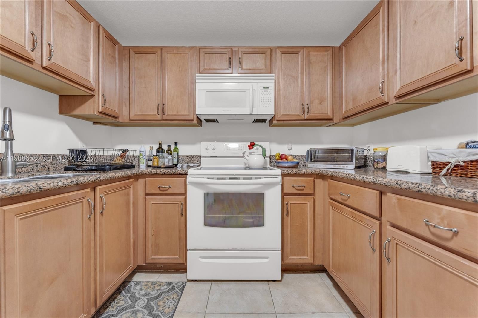 Real estate property located at 5271 8th St #212, Miami-dade, Granada Grand Condo, Miami, FL