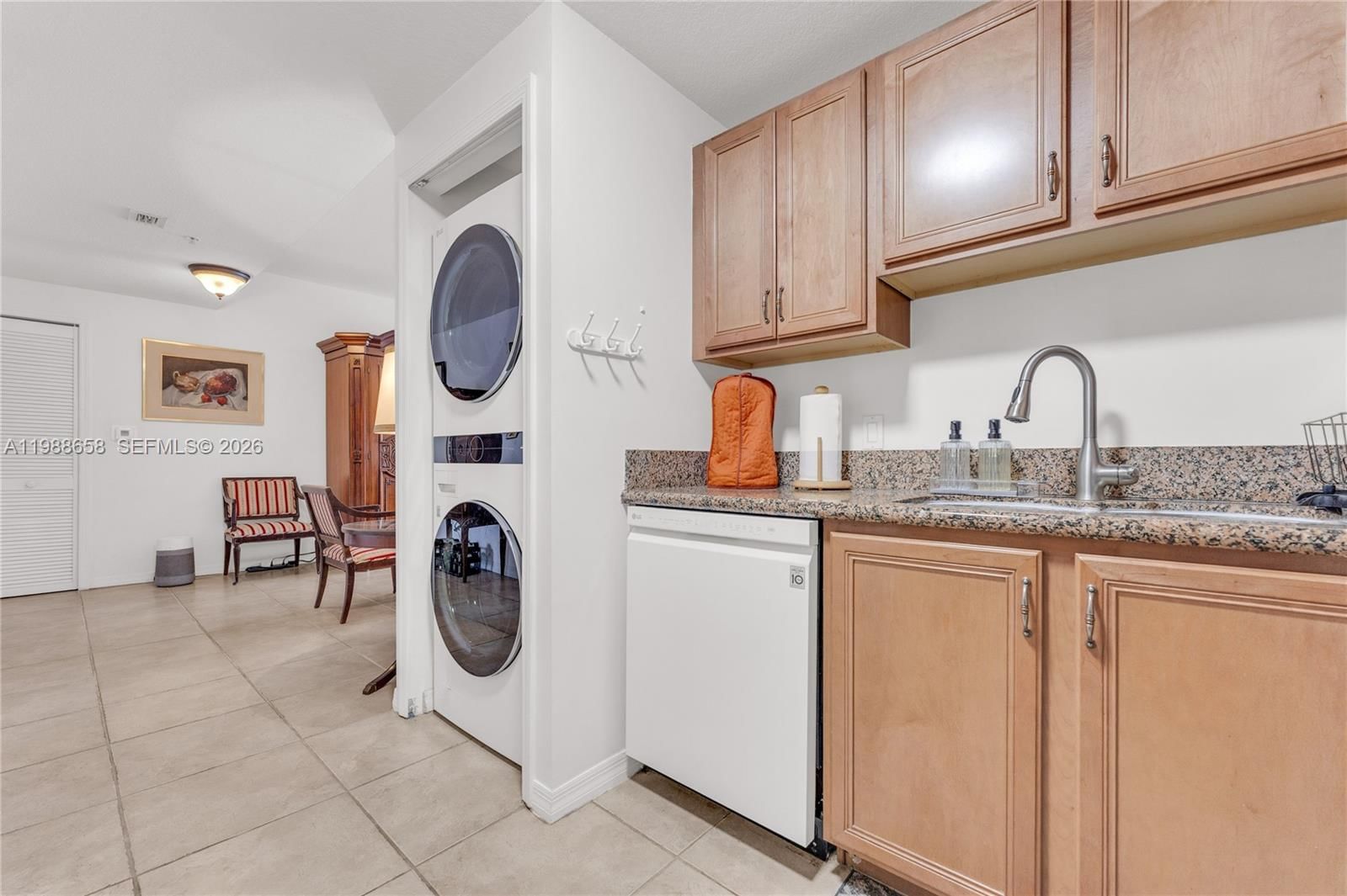 Real estate property located at 5271 8th St #212, Miami-dade, Granada Grand Condo, Miami, FL