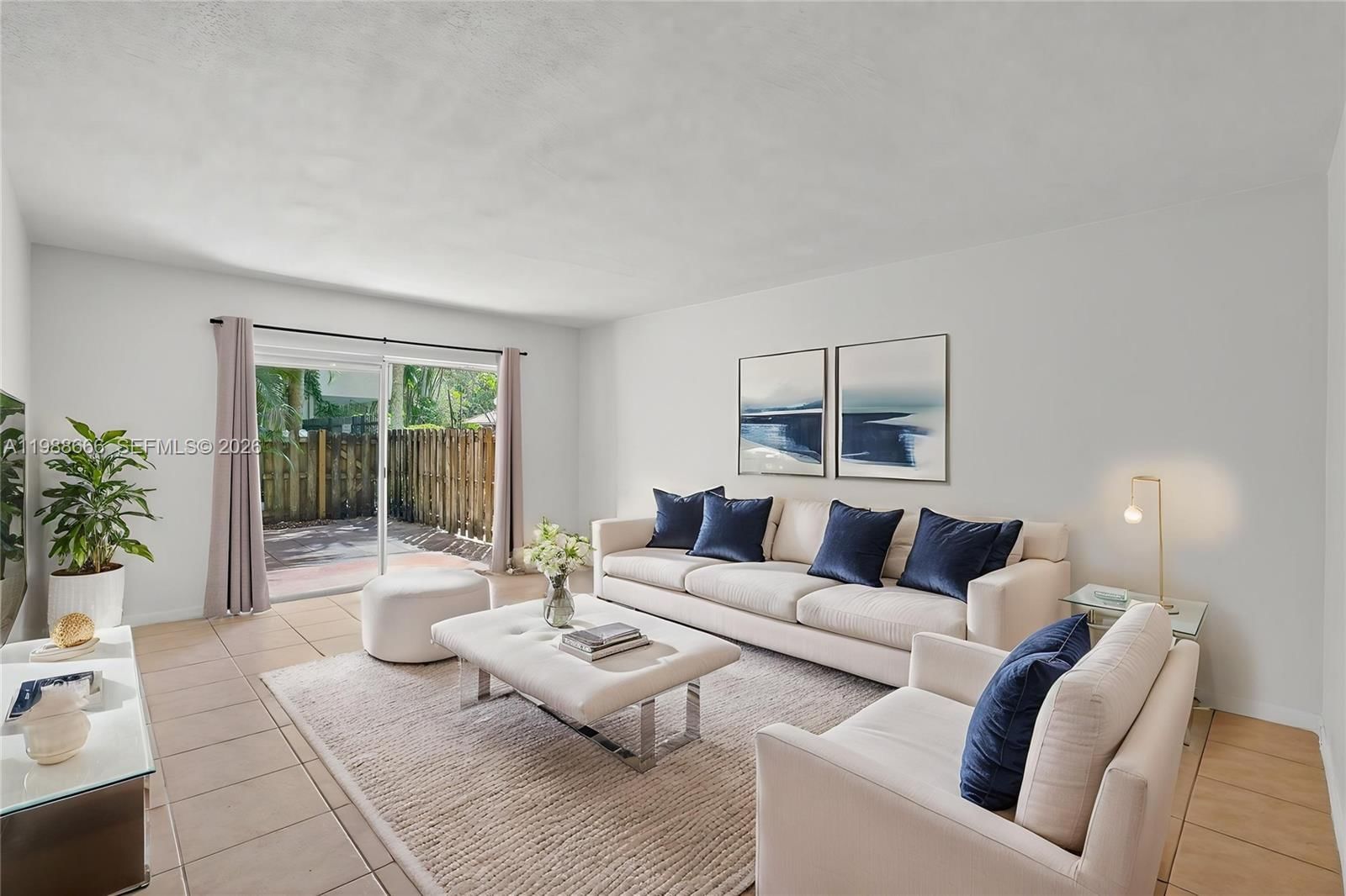 Real estate property located at 6904 Kendall Dr F104, Miami-dade, Dadeland Grove Condo, Pinecrest, FL