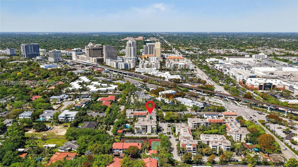 Real estate property located at 6904 Kendall Dr F104, Miami-dade, Dadeland Grove Condo, Pinecrest, FL
