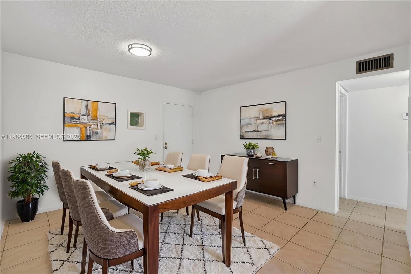 Real estate property located at 6904 Kendall Dr F104, Miami-dade, Dadeland Grove Condo, Pinecrest, FL