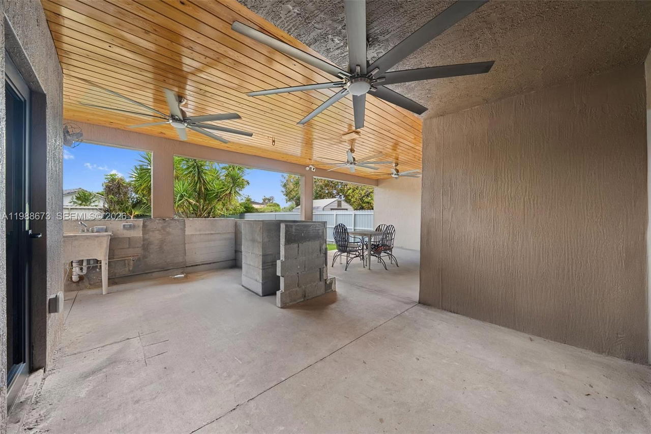 Real estate property located at 14888 140th St, Miami-dade, Adventure Homes, Miami, FL