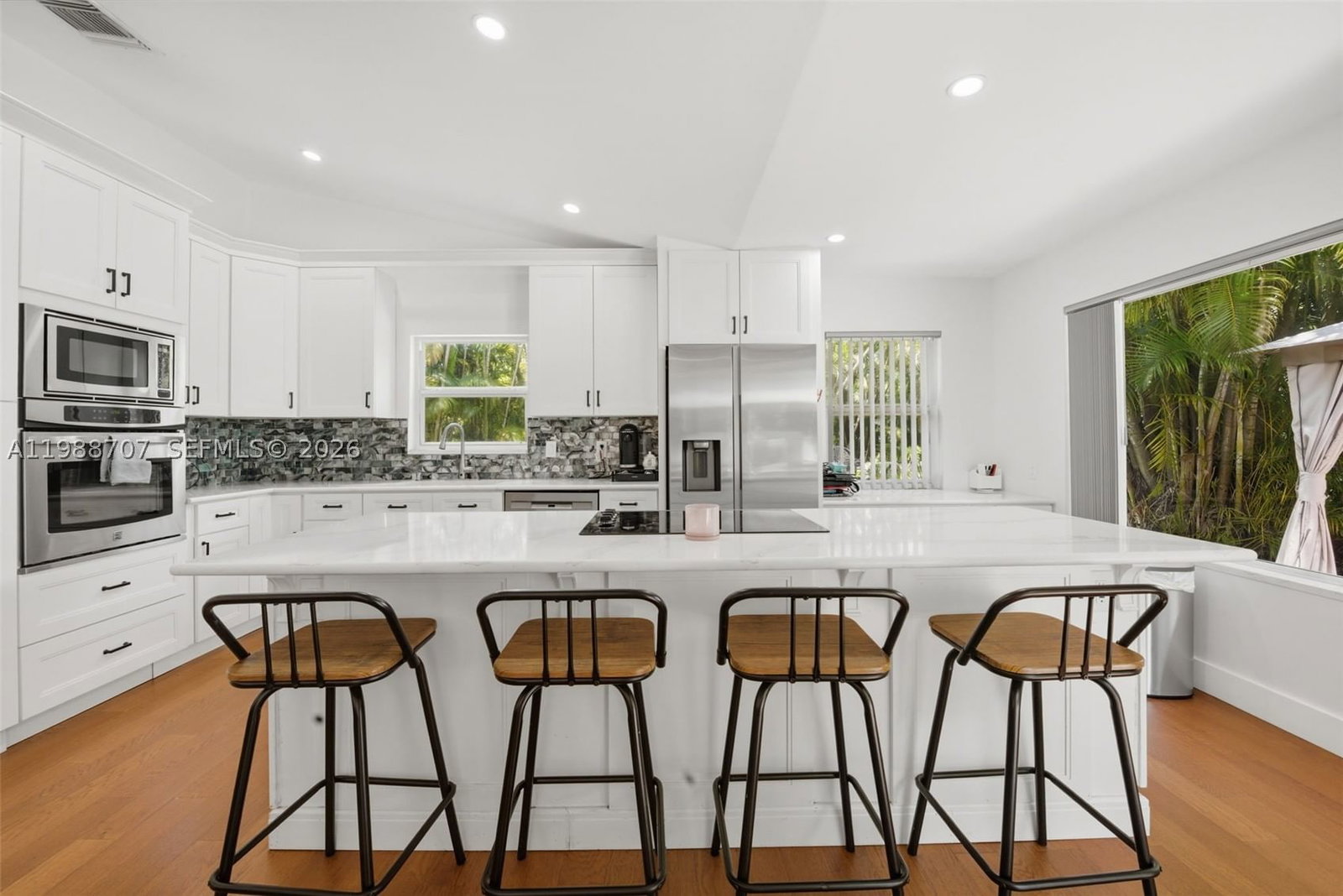 Real estate property located at 395 89th Ln, Broward, Shadow Wood, Coral Springs, FL