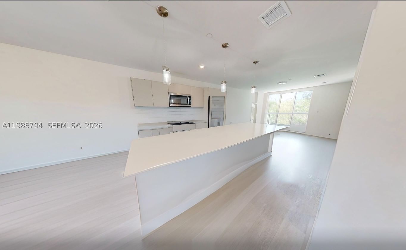 Real estate property located at 2505 193rd St #4208, Miami-dade, Riverwood, Miami, FL