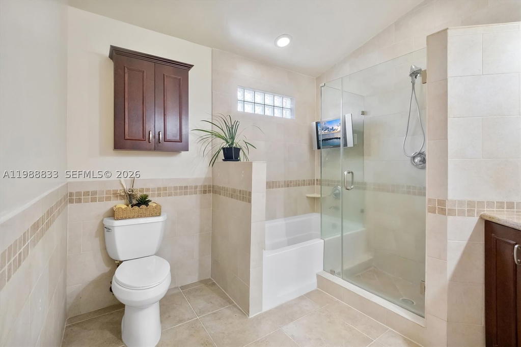 Real estate property located at 19031 54th Ave, Miami-dade, Monterrey 2nd Addn, Miami, FL