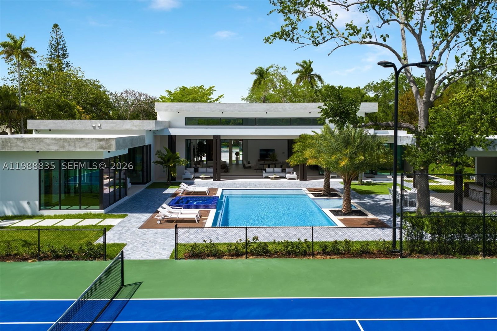 Real estate property located at 9790 114th St, Miami-dade, Killian Drive Estates, Miami, FL