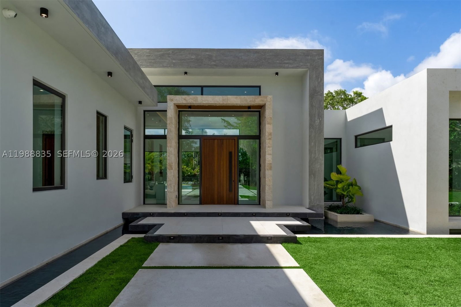 Real estate property located at 9790 114th St, Miami-dade, Killian Drive Estates, Miami, FL