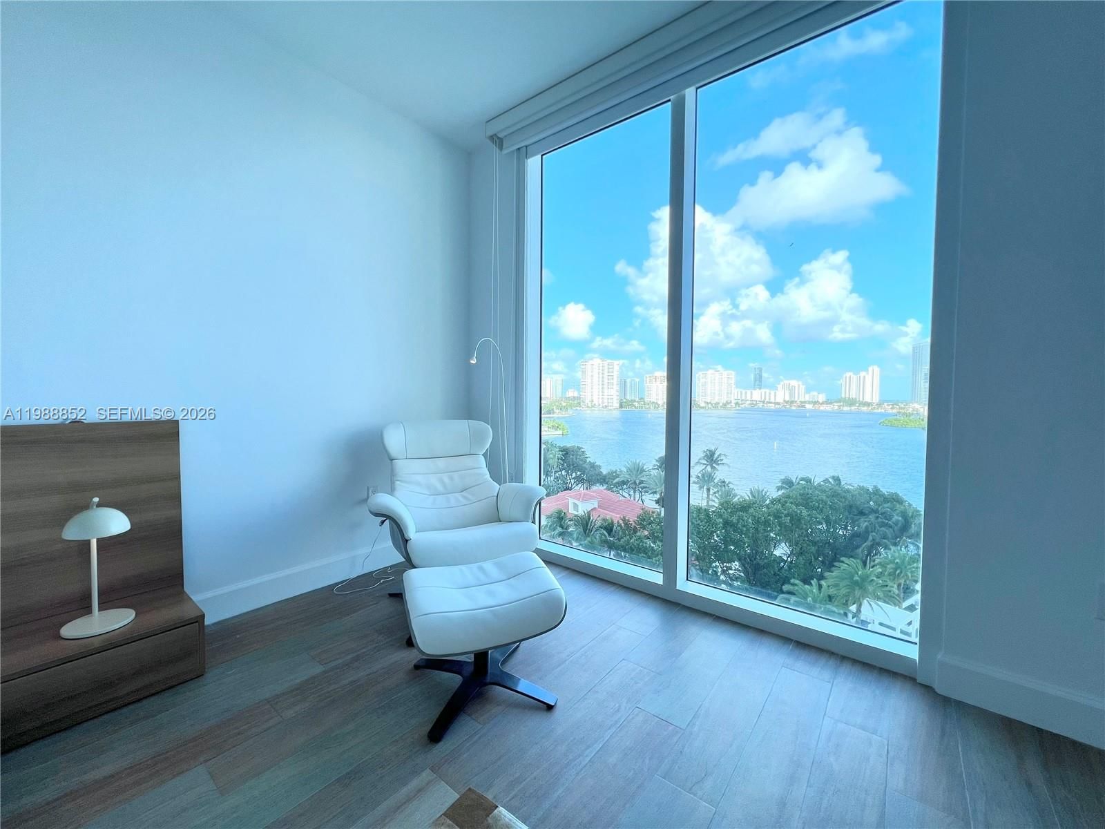 Real estate property located at 3301 183rd St #905, Miami-dade, The Peninsula Ii Condo, Aventura, FL
