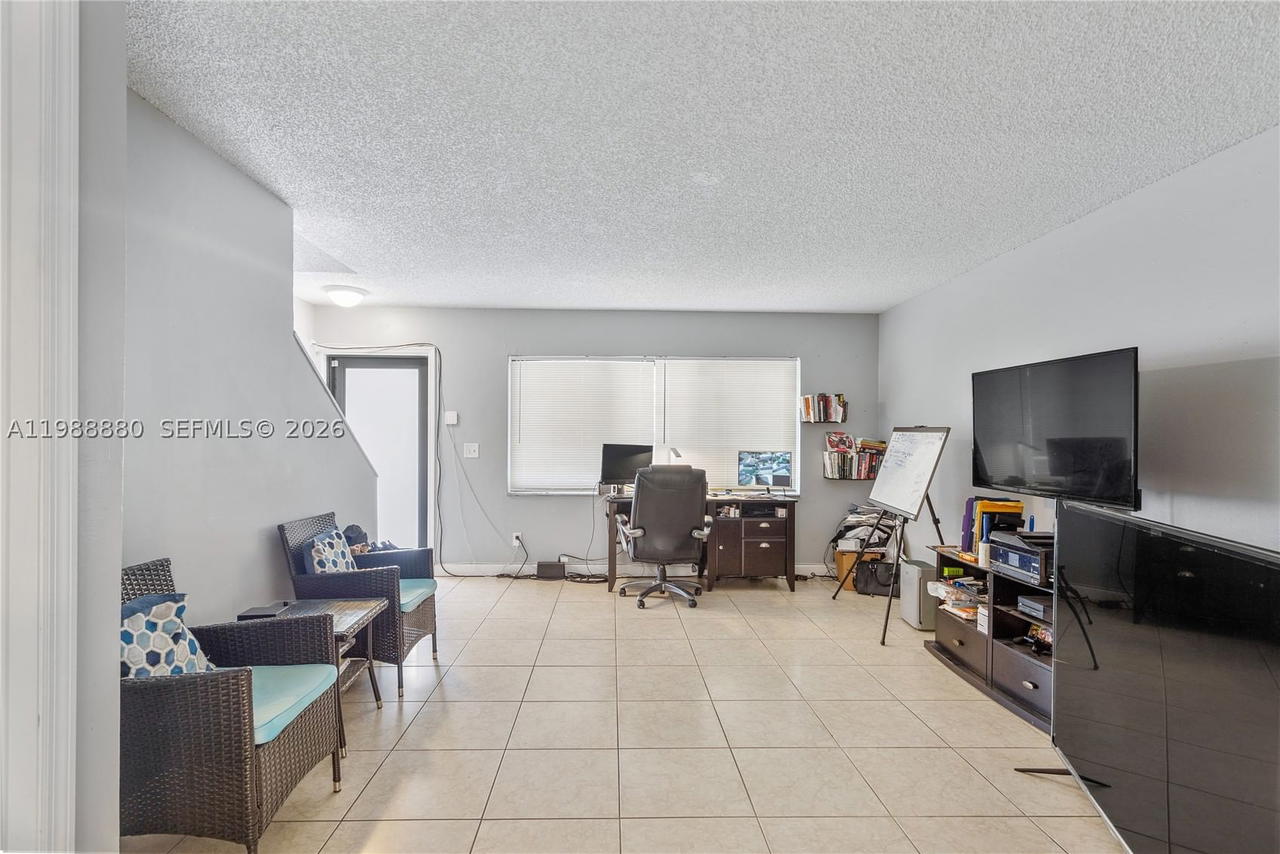 Real estate property located at 2260 59th Way, Broward, L D C Estates, Lauderhill, FL