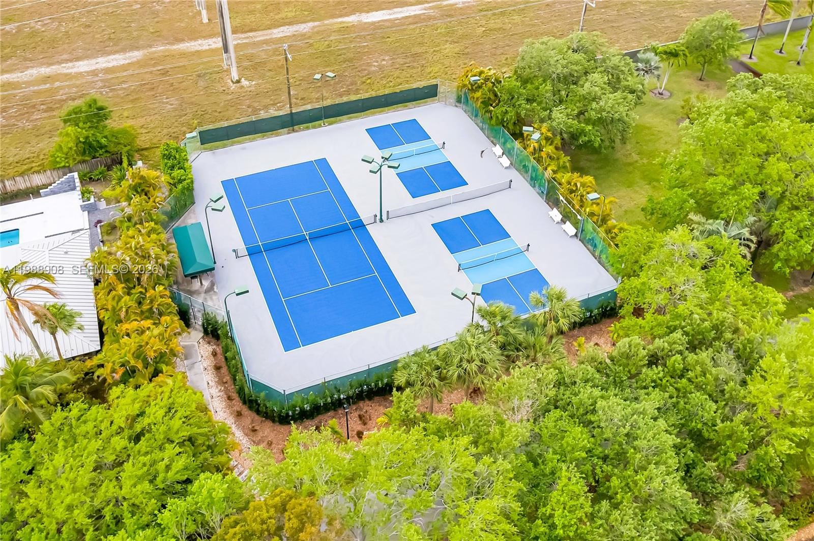 Real estate property located at 10705 128th Ter, Miami-dade, Thousand Pines, Miami, FL