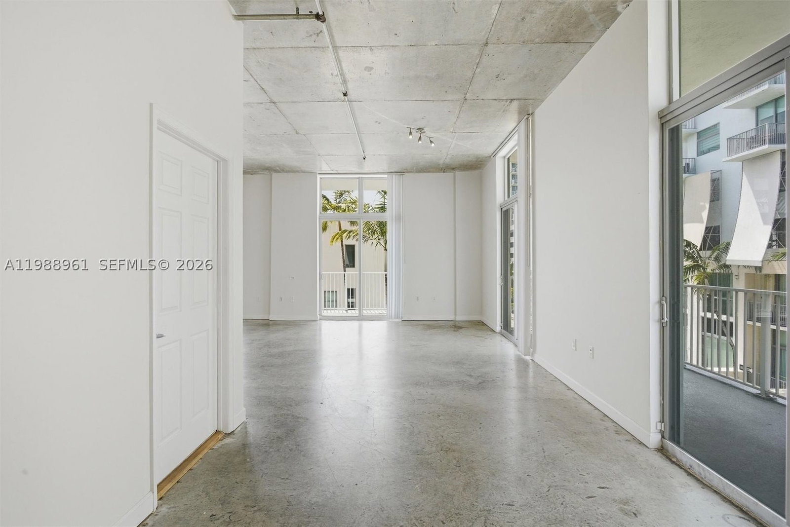 Real estate property located at 2100 Van Buren St #319, Broward, Lofts At Hollywood Statio, Hollywood, FL
