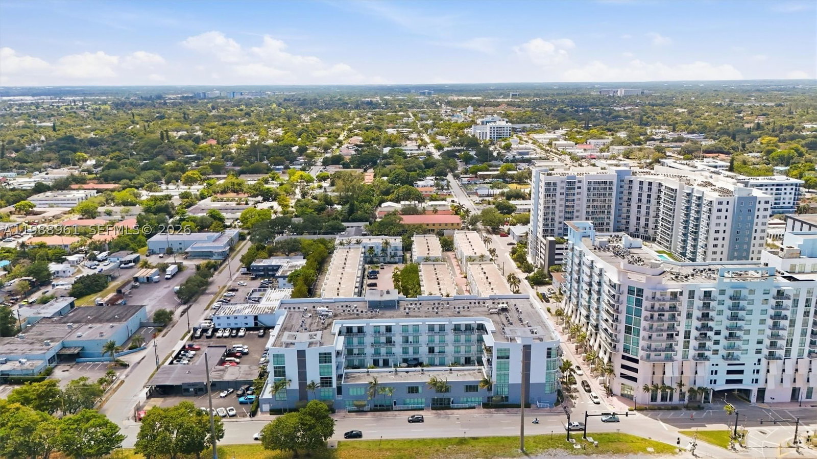 Real estate property located at 2100 Van Buren St #319, Broward, Lofts At Hollywood Statio, Hollywood, FL