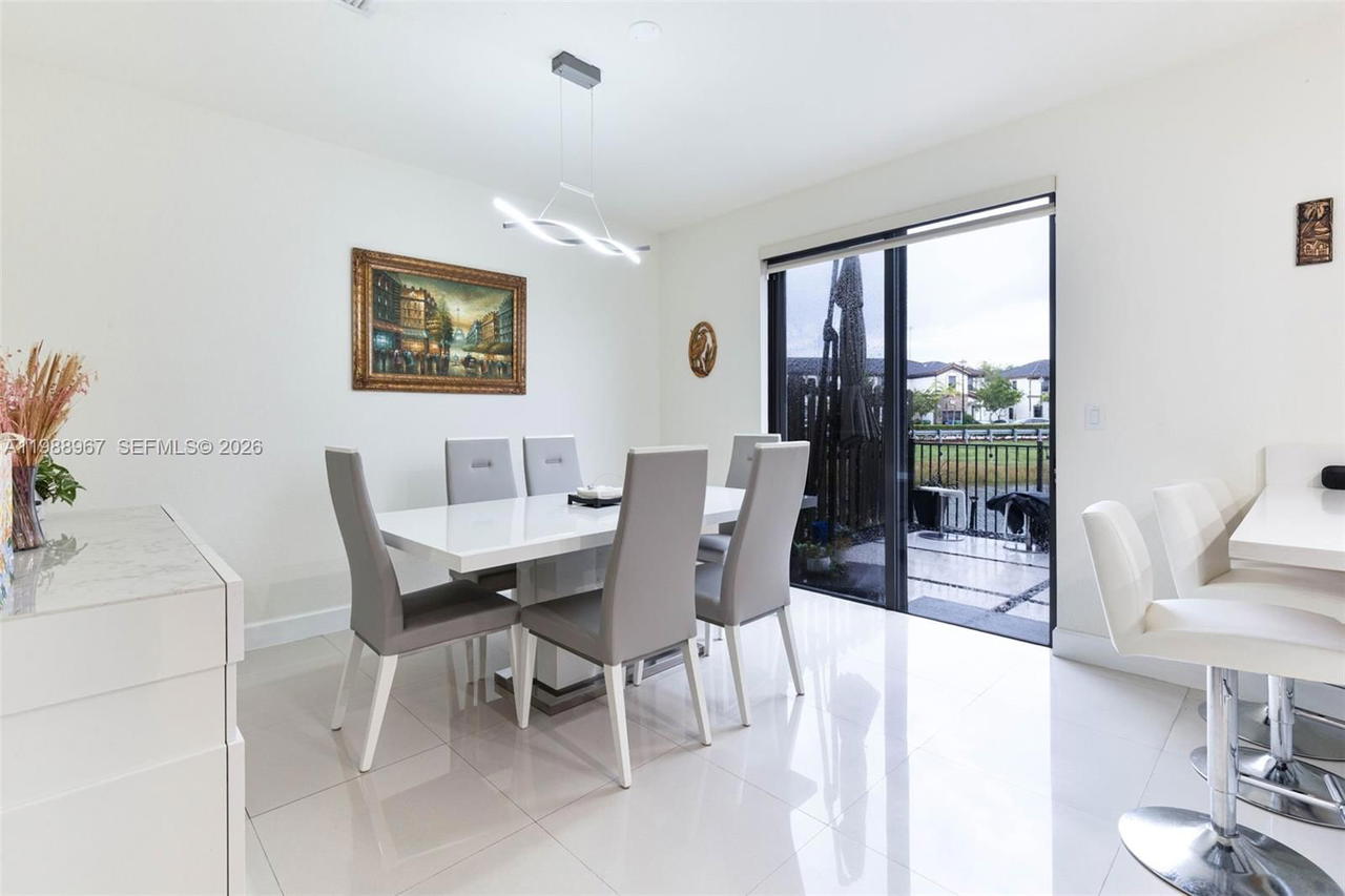 Real estate property located at 9015 183rd St, Miami-dade, Murtha Subdivision, Hialeah, FL