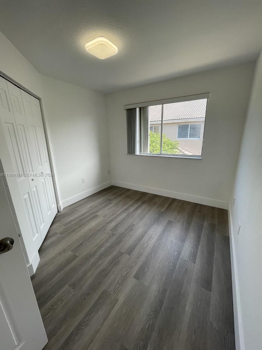 Real estate property located at 5725 114th Path #106, Miami-dade, Las Brisas At Doral Condo, Doral, FL