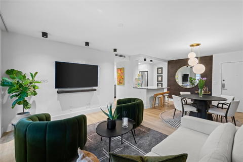 Real estate property located at 1940 2nd Ave #118J, Broward, Manor Grove Village Four, Wilton Manors, FL