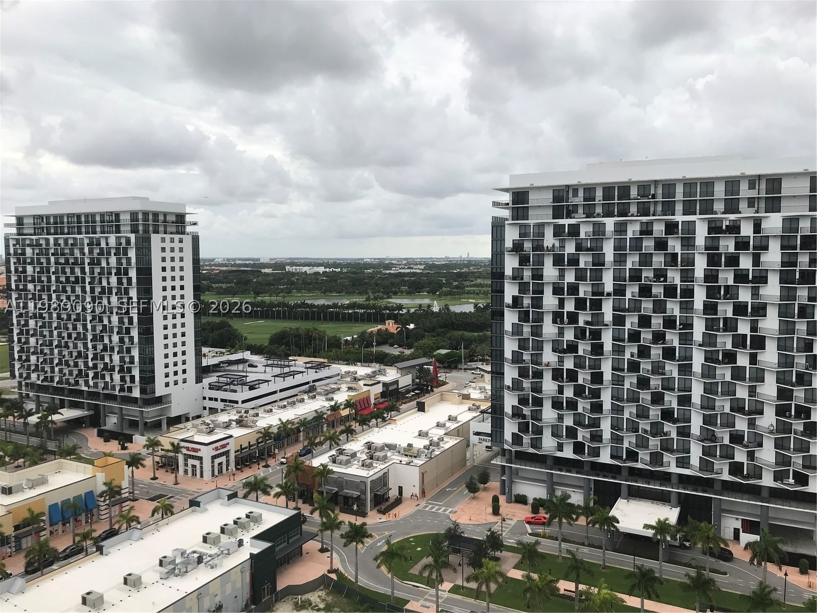 Real estate property located at 5350 84th Ave #1814, Miami-dade, 5350 Park Condo, Doral, FL