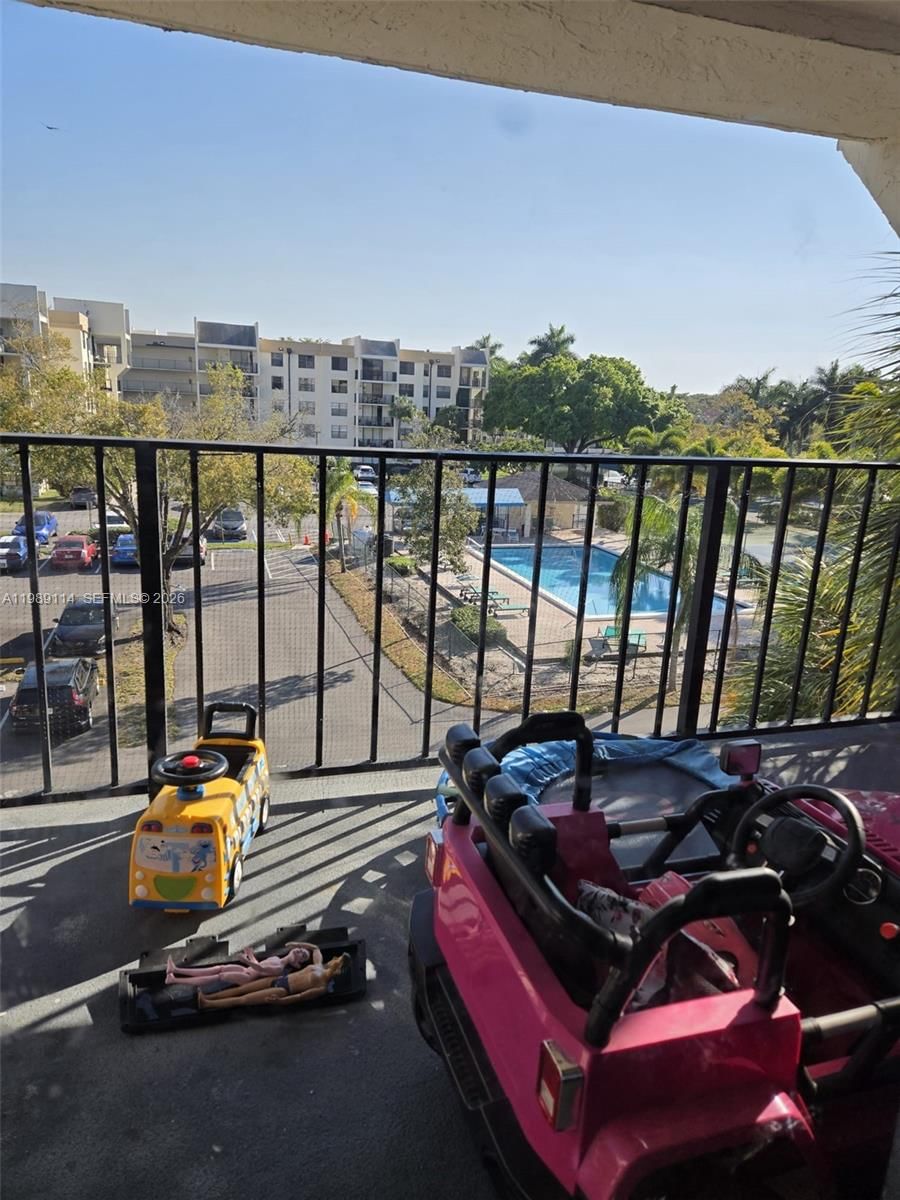 Real estate property located at 6195 Rock Island Rd #409, Broward, Gate Two Condo, Tamarac, FL