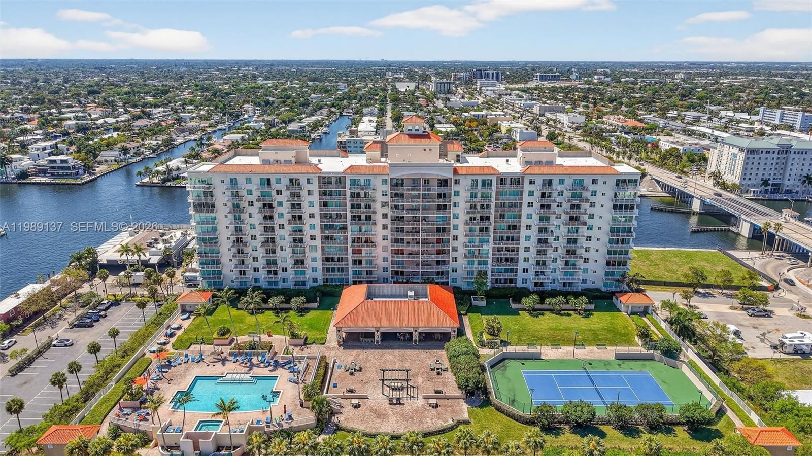Real estate property located at 3020 32nd Ave #614, Broward, Tides At Bridgeside Squar, Fort Lauderdale, FL