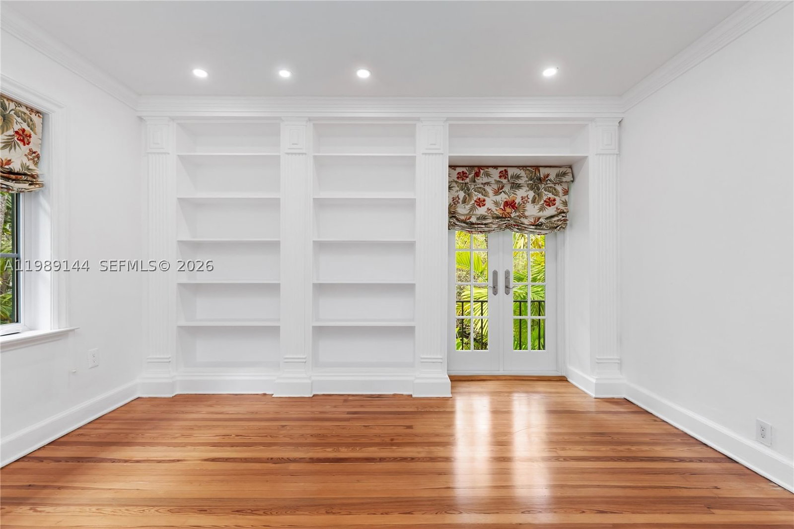 Real estate property located at 3685 Royal Palm Ave, Miami-dade, Coconut Grove Pk 2nd Amd, Miami, FL