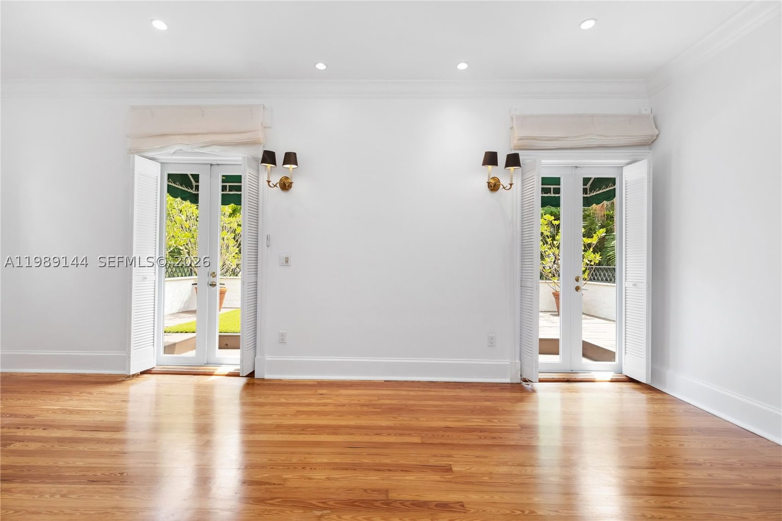 Real estate property located at 3685 Royal Palm Ave, Miami-dade, Coconut Grove Pk 2nd Amd, Miami, FL