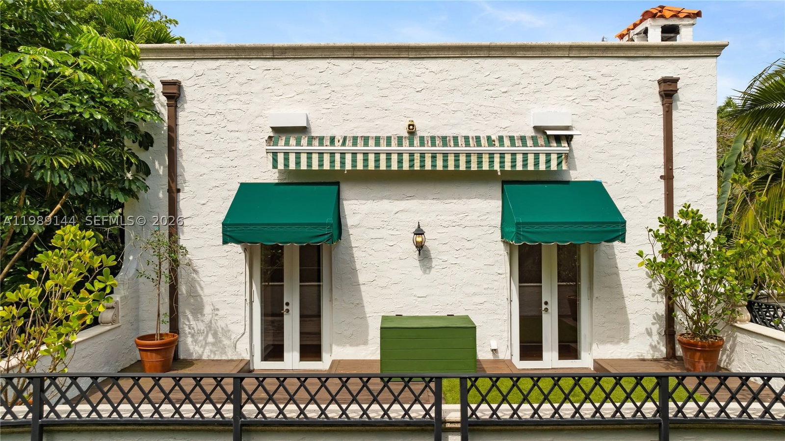 Real estate property located at 3685 Royal Palm Ave, Miami-dade, Coconut Grove Pk 2nd Amd, Miami, FL