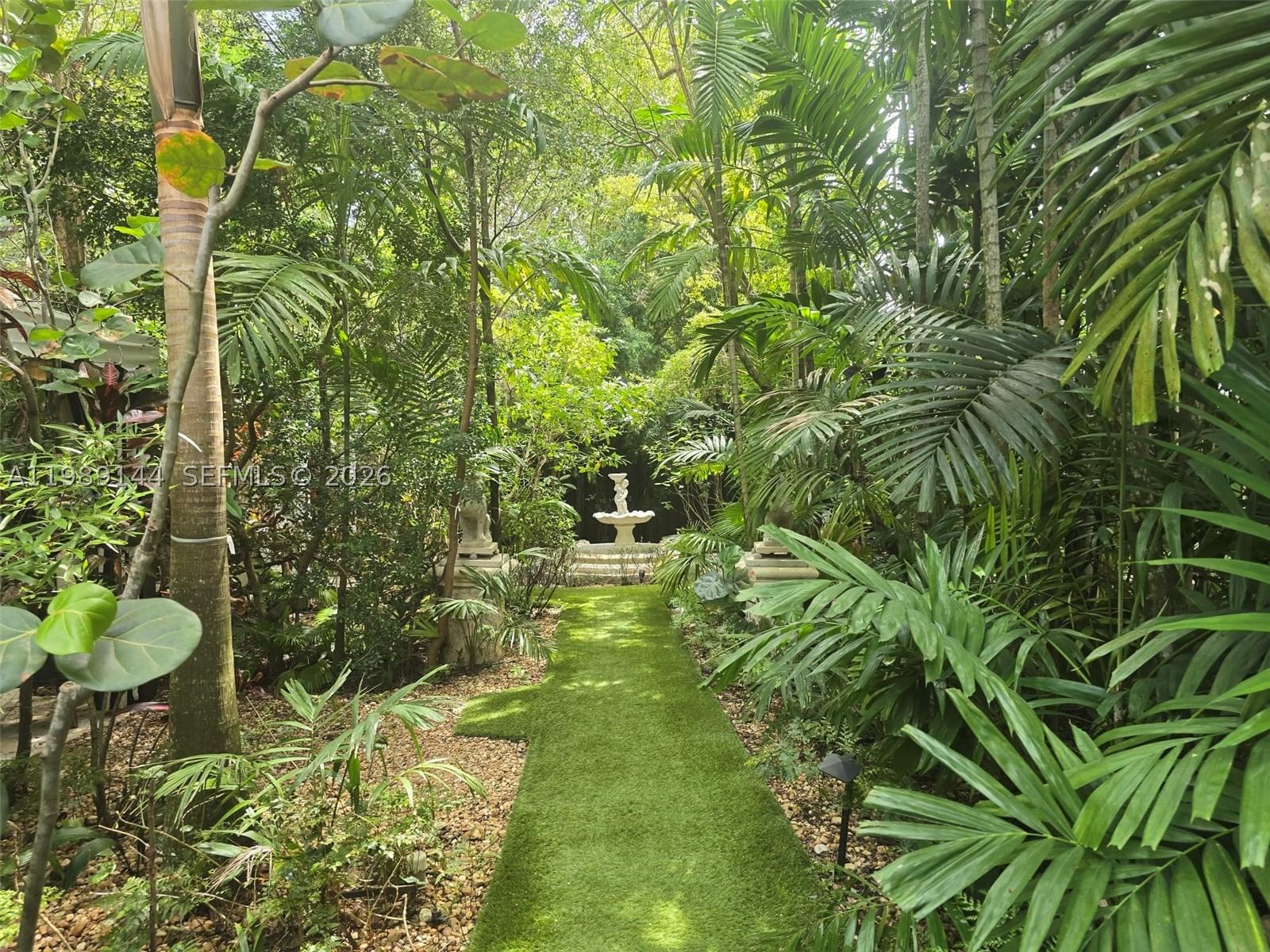 Real estate property located at 3685 Royal Palm Ave, Miami-dade, Coconut Grove Pk 2nd Amd, Miami, FL