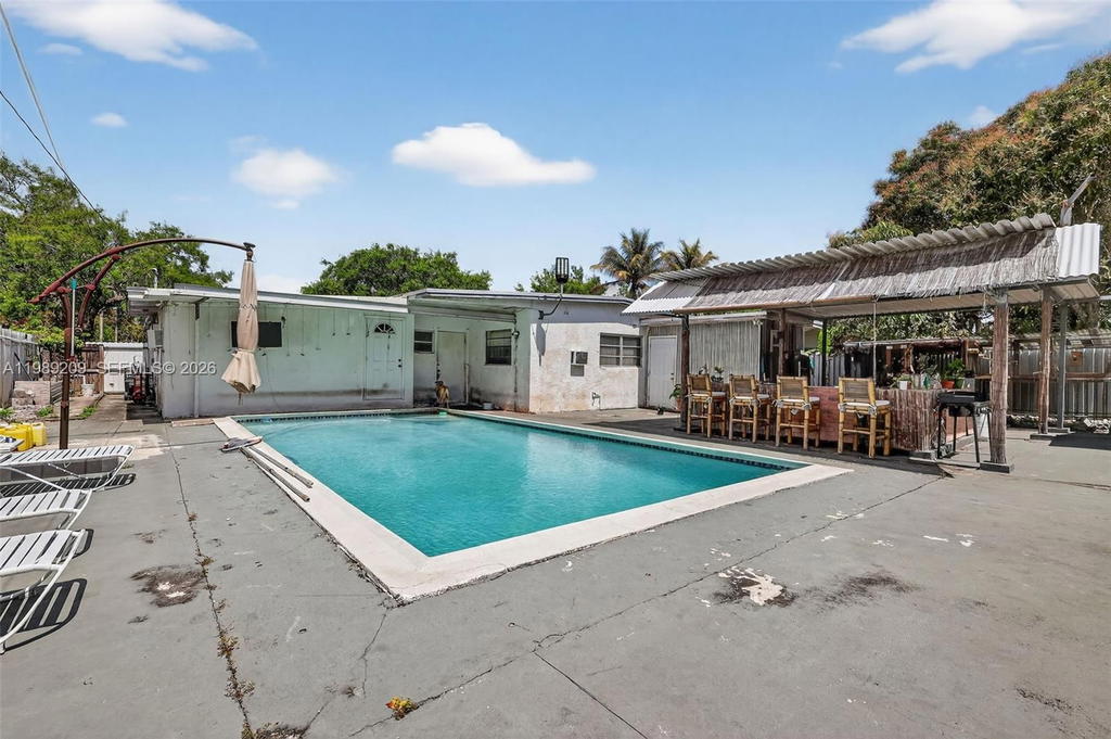 Real estate property located at 1680 122nd St, Miami-dade, Sunkist Grove, North Miami, FL