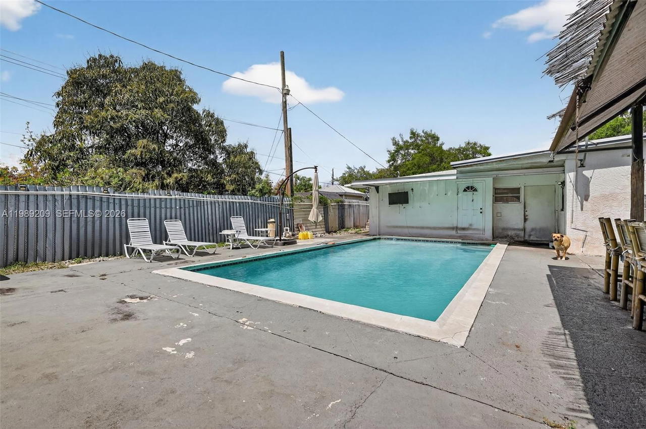 Real estate property located at 1680 122nd St, Miami-dade, Sunkist Grove, North Miami, FL