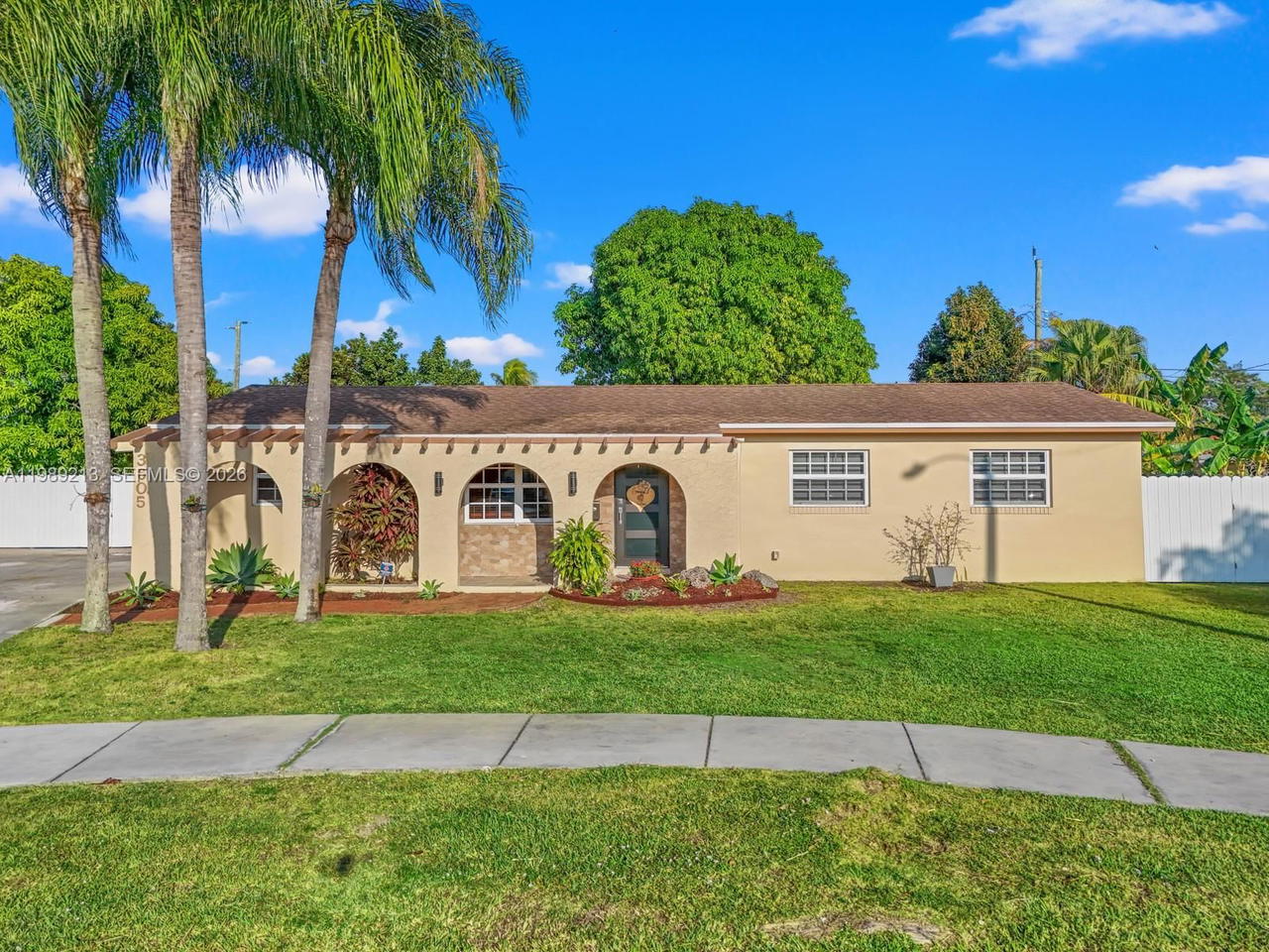 Real estate property located at 3605 122nd Pl, Miami-dade, Southern Ests 3rd Addn, Miami, FL