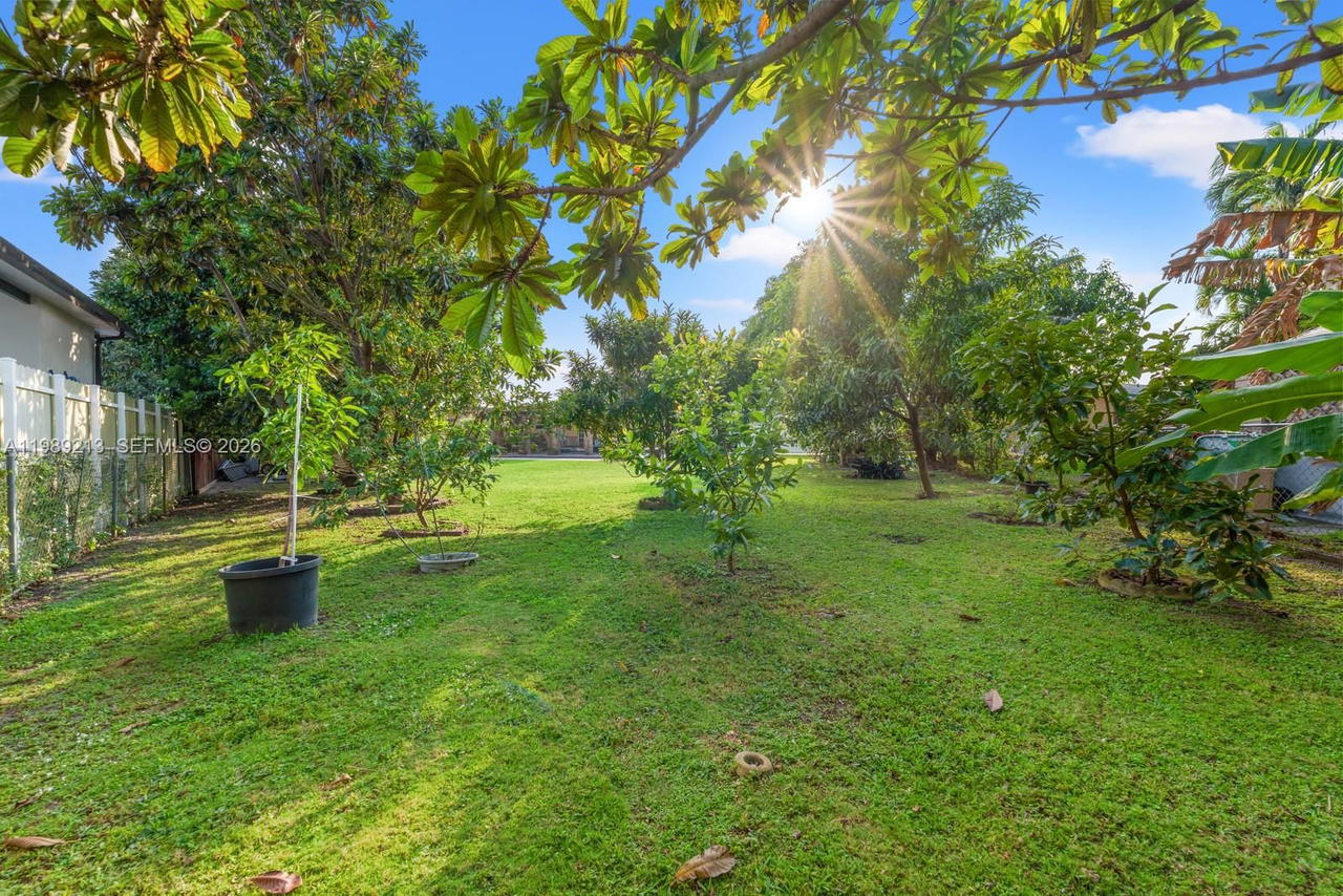 Real estate property located at 3605 122nd Pl, Miami-dade, Southern Ests 3rd Addn, Miami, FL