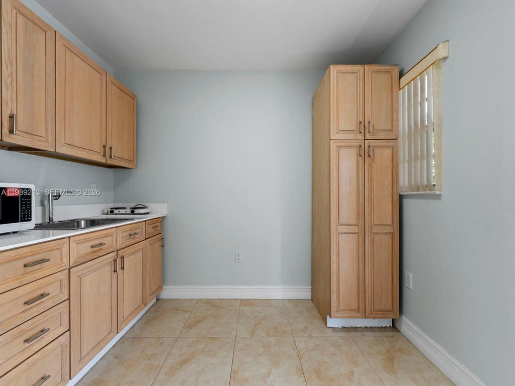 Real estate property located at 3605 122nd Pl, Miami-dade, Southern Ests 3rd Addn, Miami, FL