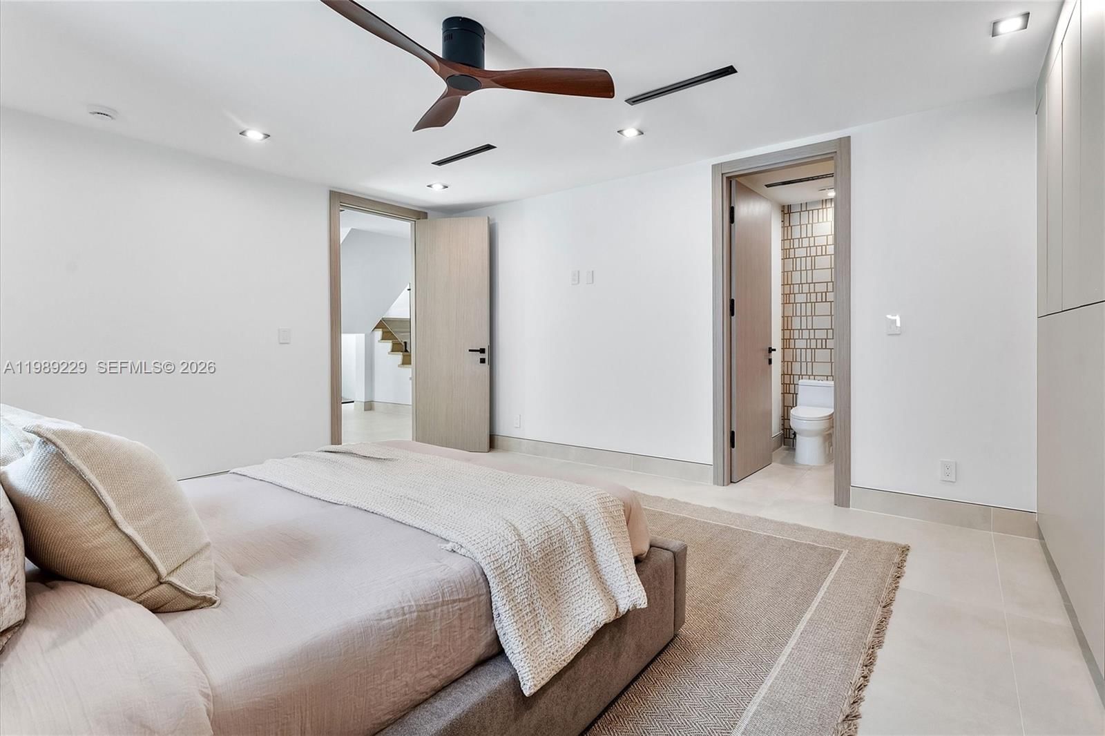 Real estate property located at 5820 33rd Ln, Broward, Oak Point, Hollywood, FL