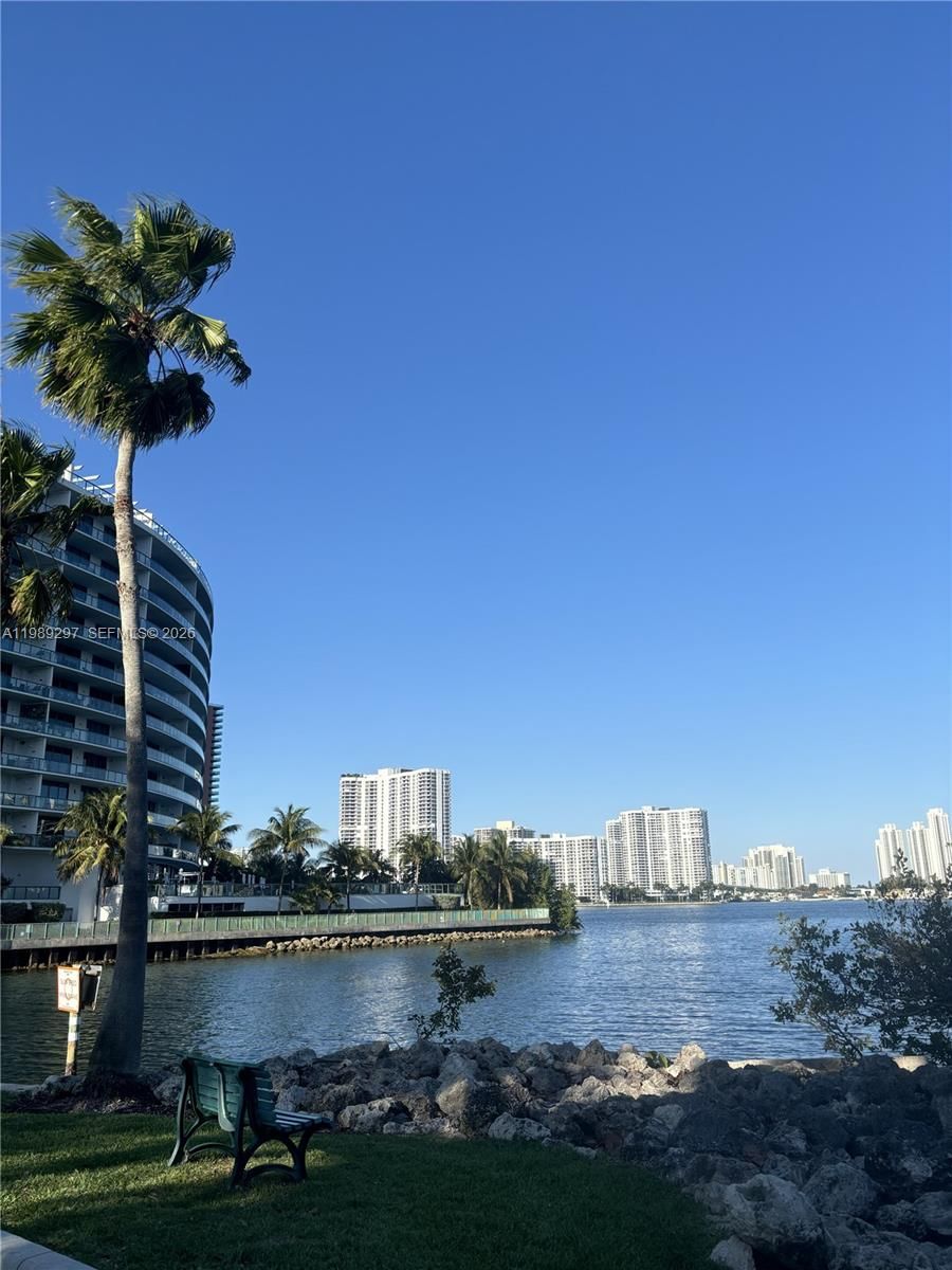 Real estate property located at 3255 184th St #12509, Miami-dade, Village By The Bay Condo, Aventura, FL
