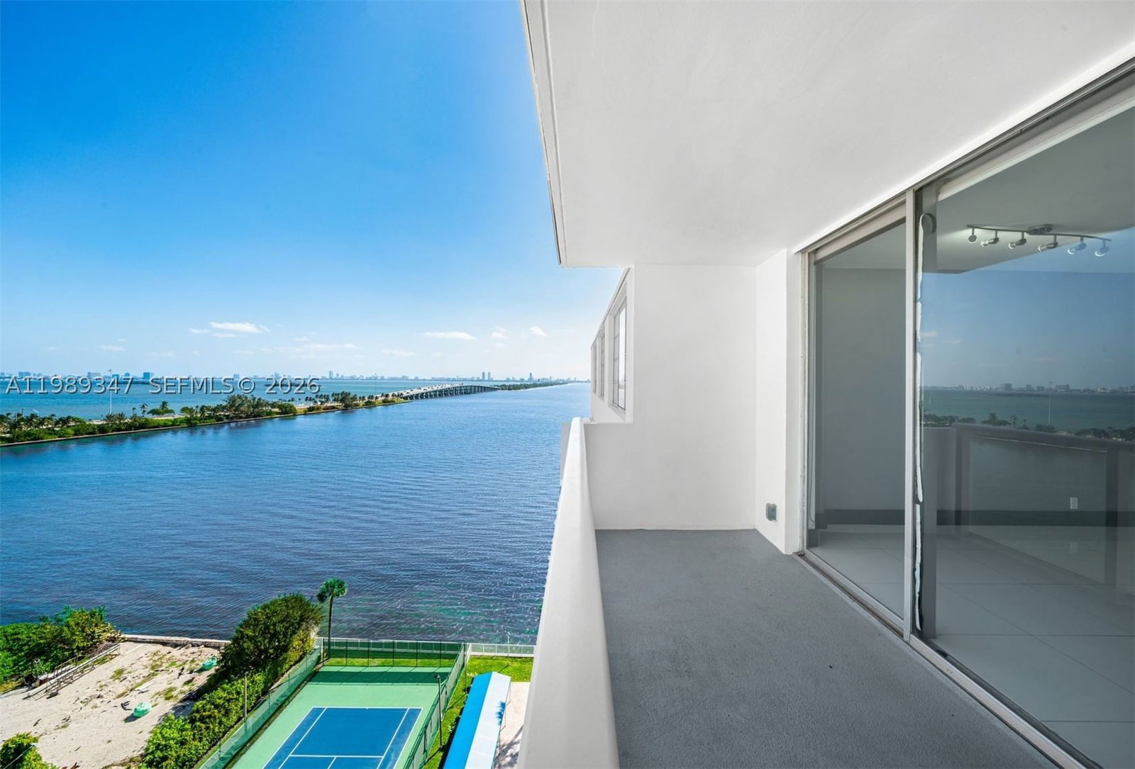 Real estate property located at 3301 5th AVE #1212, Miami-dade, Bay Park Towers Condo, Miami, FL