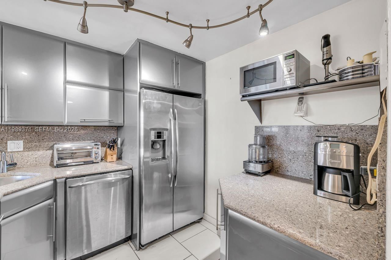 Real estate property located at 1825 Ocean Dr #407, Broward, Imperial Towers Condo, Hallandale Beach, FL