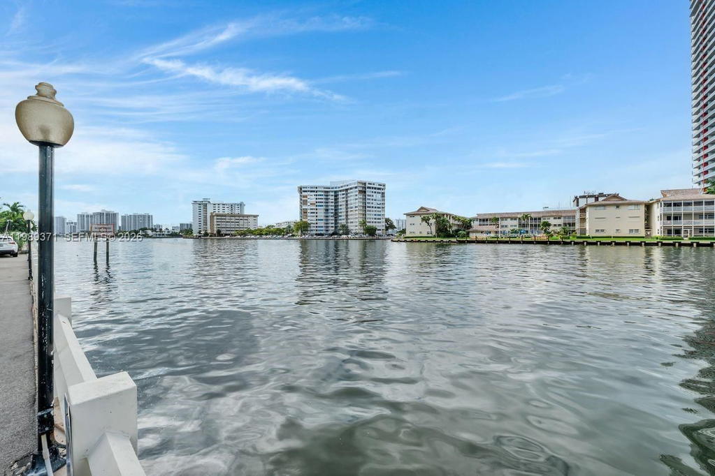 Real estate property located at 1825 Ocean Dr #407, Broward, Imperial Towers Condo, Hallandale Beach, FL
