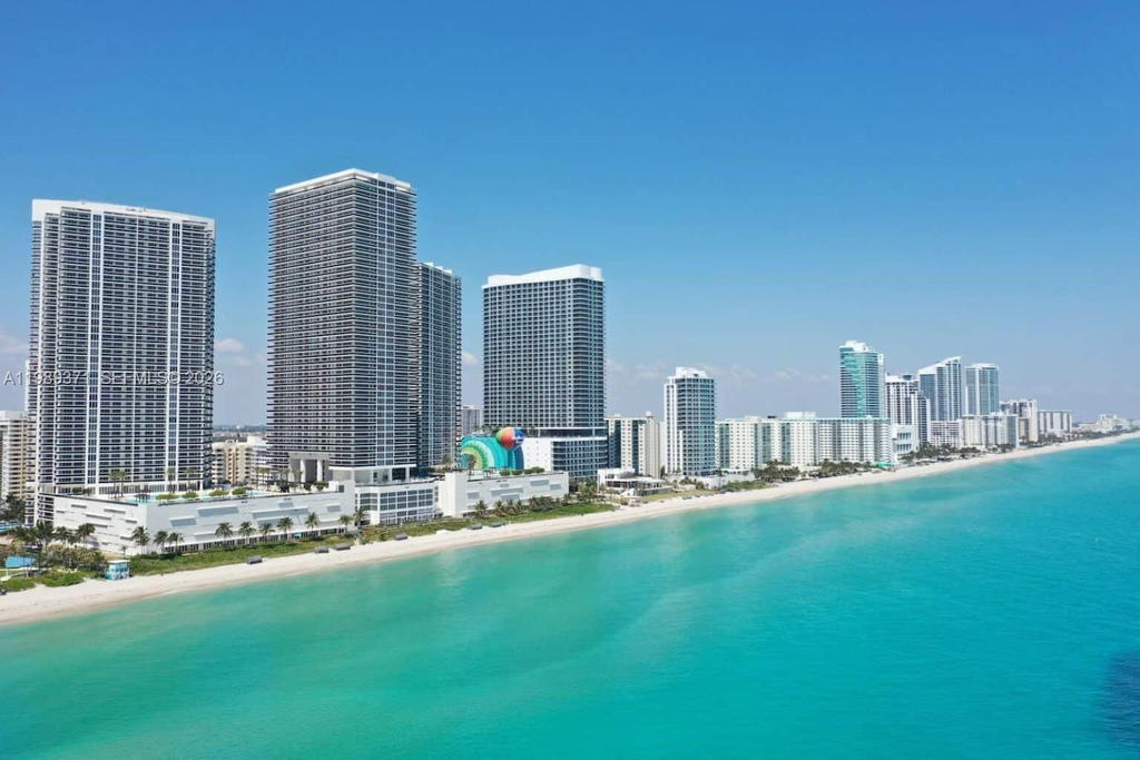 Real estate property located at 1825 Ocean Dr #407, Broward, Imperial Towers Condo, Hallandale Beach, FL