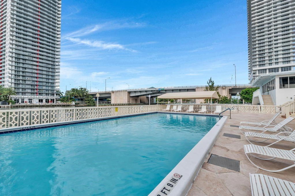 Real estate property located at 1825 Ocean Dr #407, Broward, Imperial Towers Condo, Hallandale Beach, FL