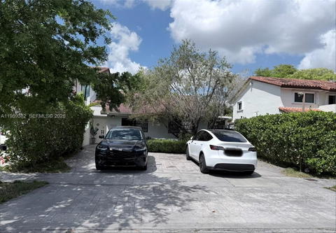 Real estate property located at 13521 62nd Ln B, Miami-dade, Kendall Lakes East Sectio, Miami, FL